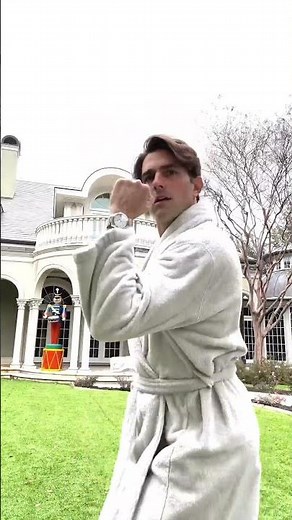 Tom Cruise - (Miles Fisher)