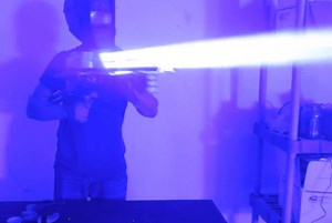 The home-made 200W laser bazooka