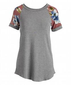 110K views · 761 reactions | You can never have too many raglans and tanks, and these customer faves are back at a steal. Now's your chance to stock up, but don't wait — they won't last long, 'caues everybody loves 'em! | Zulily | Facebook