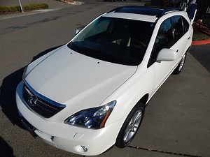 2008 Lexus RX400h Hybrid AWD SUV Video overview and walk around.