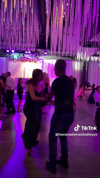 Cuban salsa dancing wotg luis and nat. @Havana Social Dance Studio is in the house. Learn to dance with us, we have classes evey week. www.havanacubandancestudio.com #salsa #salsamarcanthony #vivimivida #salsacubana #bailandosalsacubana #yosoycubano #cubastyle #calgarysalsa #calgarysalsaclasses #latindanceclass