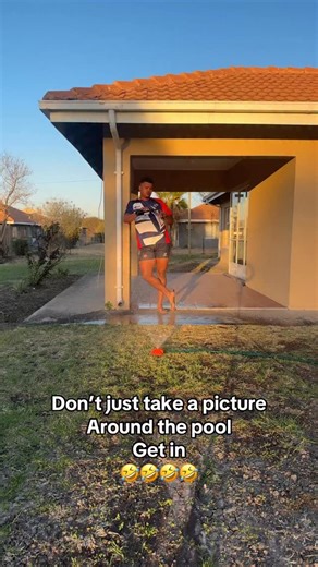 Julius Junior Loots on Instagram