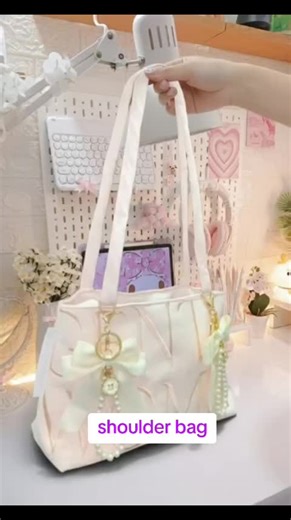 Affordable Shoulder Bags for College Students