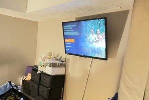 91K views · 4.1K reactions | Good morning from Jojo I turn the tv off last night and left the remote on his bed and I came down this morning to feed and change him and this is what I found him doing look at God. He aint see me watching him lol A brain can be retrained and this is the proof, it will take time but with the right support it can happen❤️ #everyonehighlightsfollowers #traumaticbraininjurysurvivor #healingforjojo #Godisgood #myson | Latoya Jones Bandoo | Facebook