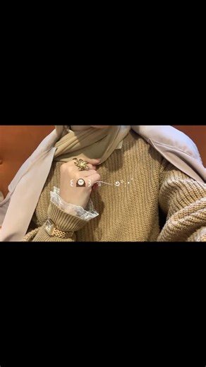 Lima ⋆ ˚｡⋆୨୧˚ on Instagram: "Probably needed a hug so went to a cozy coffee shop to grap a matcha 🍵 #coffeeshop#matcha#girls"