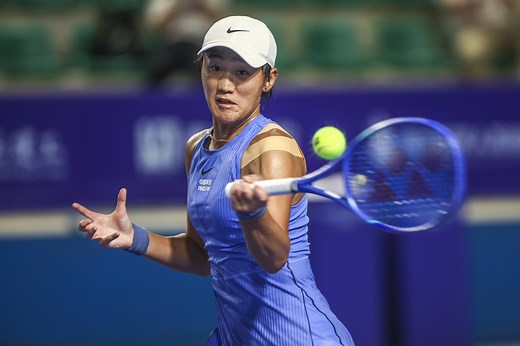 Former champ Wang Xiyu powers past Francesca Jones in Guangzhou opener