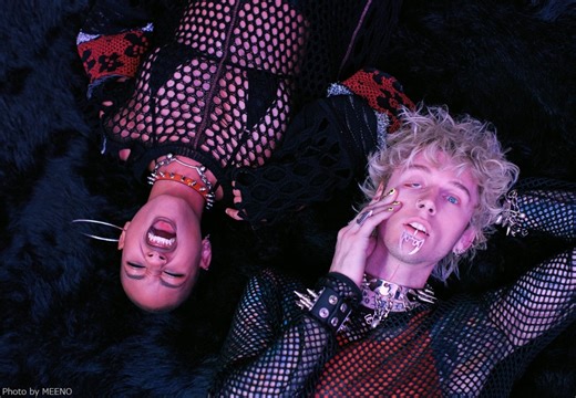 MACHINE GUN KELLY、WILLOWゲストに迎えた最新シングル「Emo Girl」MV公開！| 激ロックニュース