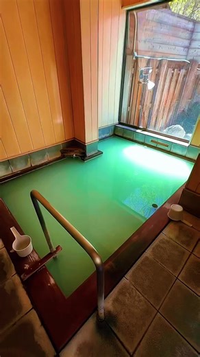 信州の秘湯 【七味温泉 紅葉館】 長野県の山奥にある秘湯、エメラルドグリーンに輝く源泉掛け流しの湯 #長野県#秘湯#源泉掛け流し#癒し#おすすめ