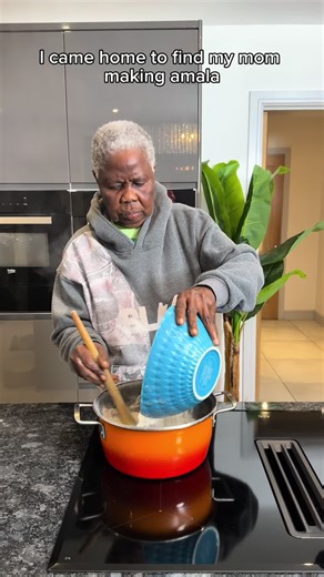 Delicious Amala to Enjoy with Egusi Soup