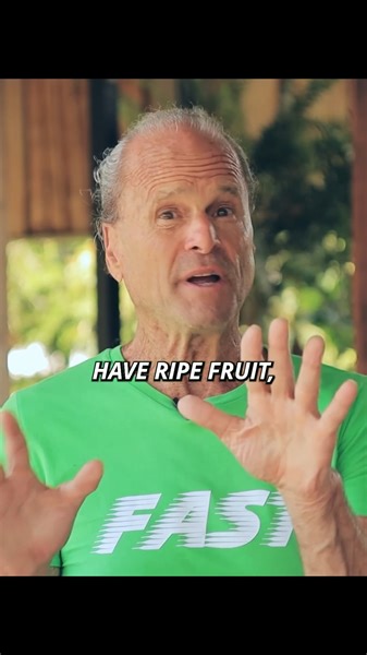 Dear reader, If you're finding success with the raw vegan diet a little challenging, this email is for you. My suggestion to you is to simplify things dramatically. Make it easy. What do I mean by that? All you have to do is have enough food on hand so that you always have ripe food in your kitchen ready to go. If you don't have ripe food available and ready, you're going to be in a bit of a spot. Having enough food on hand is very important for success on 80/10/10. For me, that means that I usu