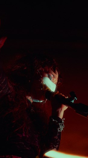 188 reactions · 33 comments | sound checks for the VIP set ✨✨ @sweetanger @corin.roddick Cover Image @devinbarnesphotos | Purity Ring | Facebook