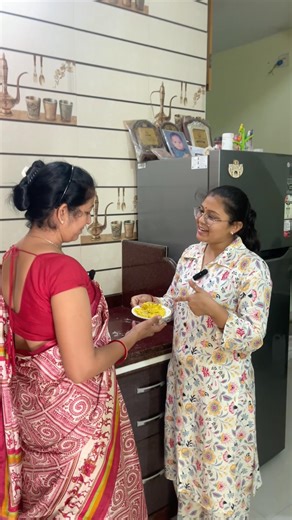 Simple ingredients, desi magic 💛Garma-garam Masala Besan ready in minutes! #masalabesan