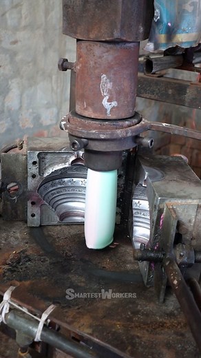 Smartest Workers on Instagram: "Amazing Making Process Of Hand Made Printed Plastic Penny Bank"