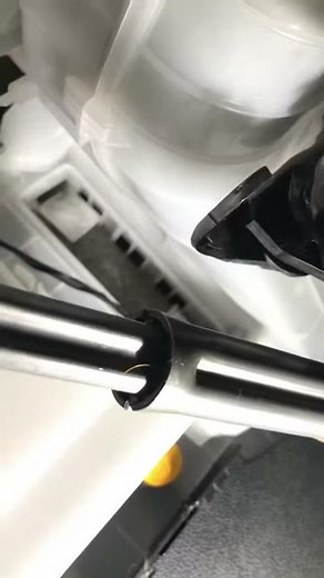 citroen berlingo 2018 pollen filter location