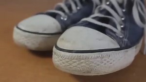 8 Awesome, Toothpaste ,Life Hacks