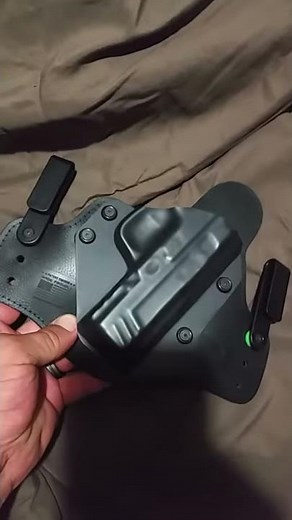 Alien gear cloak tuck 3.0