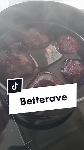 Rien de plus simple et plus besoin d'acheter des betteraves prêtes #cookhacks #recettefacile #recettetiktok #astucescuisine
