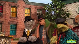 8.3K views · 223 reactions | Watch Macklemore Parody ‘Thrift Shop’ on Sesame Street [via Sesame Street: YouTube https://www.youtube.com/watch?v=STH9ZpeFH2o] | HOT 106.1 | Facebook