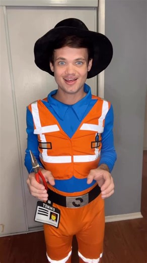 Andrew Robins on Instagram: "Bris Long’s Lego Birthday Bris! 😃 #happybirthday #bris #lego #emmet #cameo #49th #scissors #surprise"