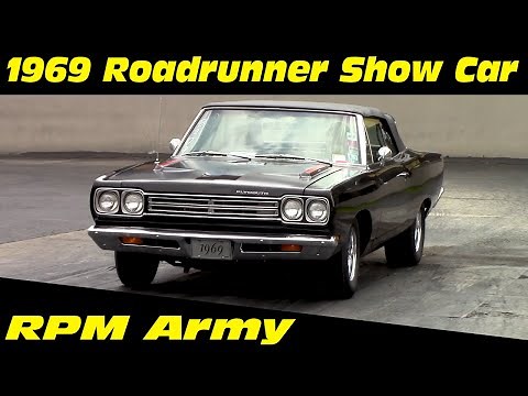 1969 Plymouth Roadrunner Drag Racing