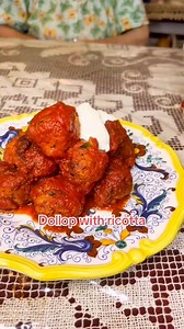 The BEST veal & Sausage Meatballs 🇮🇹👌🏻 RECIPE HERE ➡️ https://www.cookingwithnonna.com/italian-cuisine/veal-sausage-meatballs.html | Cooking with Nonna