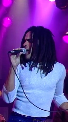 It Ain't Over 'Til It's Over. Live on Countdown. 1991.