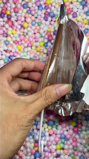 Surprise Candy, Umbrella-Shaped Chocolate Candy 🍫☂️ #shorts #candy #satisfied #chocolate