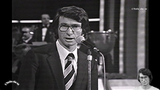 Nicola Di Bari - " Paese " (E. Fragione-N. Di Bari-S. Pitrarresi) 1973 Mi fa piacere parlarvi di lui in quanto, a differenza di altri artisti giustamente dimenticati dalla maggioranza di noi, si tratta di un serio e preparato professionista, dalla voce ben impostata e calda, i cui pezzi non sono banali, né per quanto riguarda l'accompagnamento musicale, né per quanto concerne i testi e le tematiche trattate. Il 1973 è l'anno di Paese, che riscuote molto successo, non replicato dal 45 giri succes