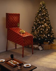 Star Wars: Fall of the Empire Pinball is here! Stern Pinball is excited to bring Star Wars™ to existing and new generations of pinball players, taking them on an epic adventure to save the galaxy once and for all with a fresh take on the original trilogy. Star Wars: Fall of the Empire pinball games are available in Pro, Premium, and Limited Edition (LE) models. Players will take part in the adventures that started it all and experience iconic Star Wars-inspired moments through a pinball experien