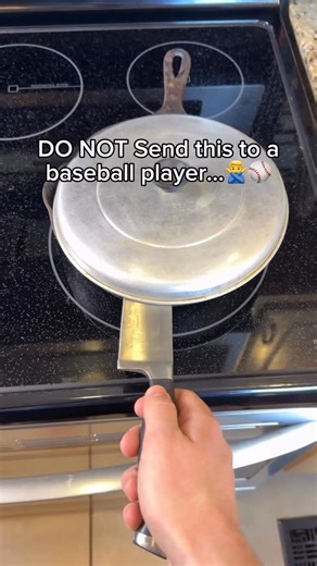 @thetapcam on Instagram: "Best gift for a baseball player⚾️🎁 #baseball #baseballlife #baseballislife #baseballszn #baseballs"