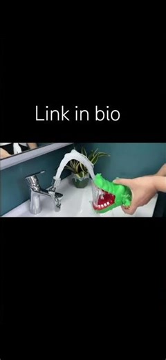 Transform your kitchen or bathroom instantly with the 1080° FlexFlow #trending #flexflow #flowfree