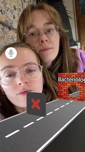 The pronunciation game 👀 let’s all agree Elle pronounces her words better 🤣 #pronunciationchallenge #wlw #tiktokgame #game #challenge