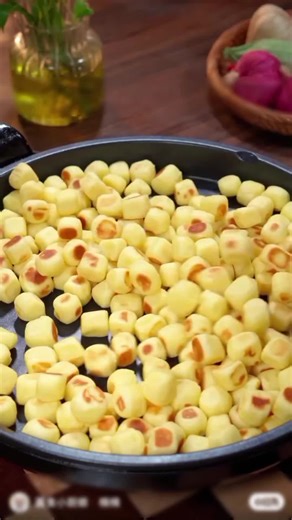 Discover Essential Cooking Hacks for Home Chefs