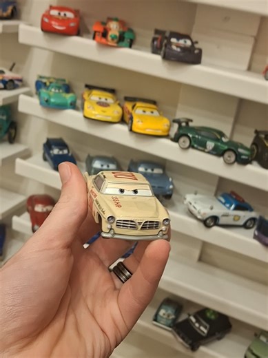 the rival from doc hudson! 🏁 #dochudson #diecastcars #diecastcollectors #pixarcars #lightningmcqueen