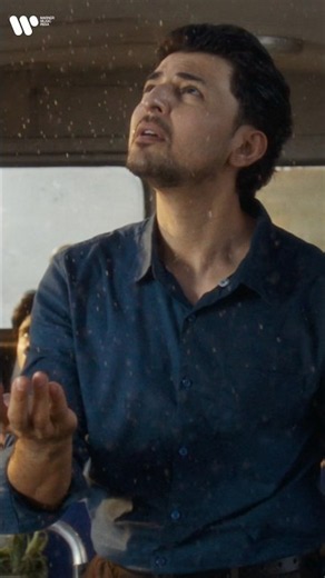 ‘Barsaat Lagdi Ae’ by ‪@DarshanRavalDZ‬ is OUT NOW! 💙☔