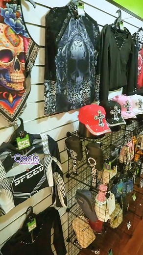 NEW URBAN WEAR POP-UP 𝗔𝘀𝘁𝗶𝗴 𝗨𝗿𝗯𝗮𝗻 𝗪𝗲𝗮𝗿 is now open seven days a week — Monday to Friday, 9am–6pm; Saturday, 9am–5pm; and Sunday, 10am–3pm. Shoppers can drop by to check out the latest styles and grab something bold for themselves, or find the perfect gift as Christmas draws near. Astig Urban Wear — 𝘞𝘦𝘢𝘳 𝘠𝘰𝘶𝘳 𝘈𝘵𝘵𝘪𝘵𝘶𝘥𝘦. 🙌 | Oasis Shopping Village