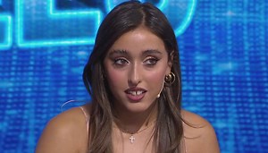Giulia Stabile, il trionfo ai Brit Award con Rosalia e Bjork: la reazione di Raffaella Mennoia dopo l'addio ad Amici 25
