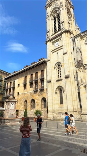 Bilbao Cathedral & Plaza Santiago — History in the Heart of Bilbao ⛪⛲🇪🇸