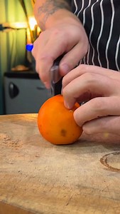 Vinagreta francesa con corazón tico. Naranjilla: acidez verde, fresca, viva. Una fruta de montaña que transforma cualquier plato. | Carlos R. Alpizar
