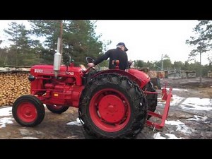 Bukh 302 super 1961 mod. En film av Markus Herman Nordby Larsen.