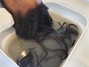 Comment nettoyer les dreadlocks en profondeur - Love Locs