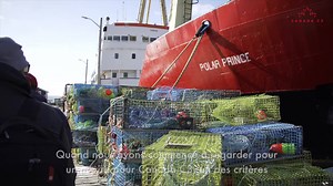 Recently, the Canada C3 team headed to Lunenburg, Nova Scotia to meet the ship that will be sailing from coast to coast to coast. Her name is Canada C3, and she’ll soon become a mobile classroom, a science laboratory, a technological hub and an art studio. A former Canadian Coast Guard vessel, she is robust, she is reliable and she has been in service for almost 60 years. Now it’s time for you to meet her. ** L'équipe de Canada C3 s'est récemment rendue à Lunenburg, en Nouvelle-Écosse, pour renc