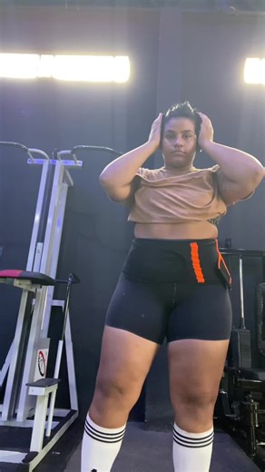 Os vídeos de Adry Adry prata (@adry.adry.prata) com som original - Moreiradamidia🥇🐈