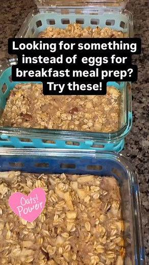 Looking for a new fall breakfast to meal prep this week? Try these yummy Apple Cinnamon Baked Oatmeal bowls! Baked oatmeal recipes are so fun and easy to prep for meals. It feels like you are eating a delicious cake for breakfast, but it is packed with fiber, vitamins, and minerals to help keep you feeling full and satisfied until you are able to eat again! This Apple Cinnamon Baked Oatmeal can be the start to your healthy day. The apple and cinnamon flavors are perfect for any time of year but 