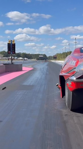 Second round of the Red Line Oil PDRA Racing World Finals was just as important as the finals for team Butner Motorsports. Facing the points leader, Tommy Franklin, losing here meant the championship dream was over and Tommy would take the crown. And Tommy didn’t make it easy! This was the closest race of the weekend, with a margin of victory of .0124! But we got it done and it meant the season championship was a real possibility for us if we could take Heartbreaker to the winner’s circle! #team