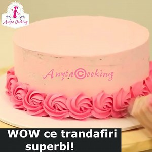 Cu ajutorul setului cu 38 de duze pentru decorat torturile tale vor avea decorațiuni superbe .🎂🌸 🛍Apasă pe butonul Obține Oferta , finalizează comandă azi și primești > Transportul Gratis , Rețeta de Creme, Posuri și Modul de folosire. | Anyta Cooking