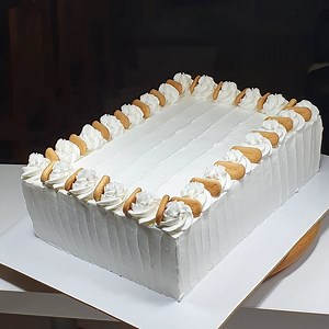 61K views · 321 reactions |  Grčka torta od 5 kilograma! Idealna za svečane trenutke!  Recept je u komentaru  : mirkatorteikolaci (Instagram) | Recept dana | Facebook