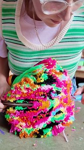 Cutting through this Giant Pom Pom ❤️ It’s been a while since I last made a Giant Pom Pom, but I was over the moon to receive an order for this one just after restocking them in the shop—even before I had a chance to post about it! 🥰 A little fun fact: I actually designed the Giant Pom Pom Maker myself! It’s been 2.5 years since I launched them, and now so many of you have your own. 😍 One of my favorite things is seeing how unique and creative each of your Giant Pom Poms turn out! Every photo 