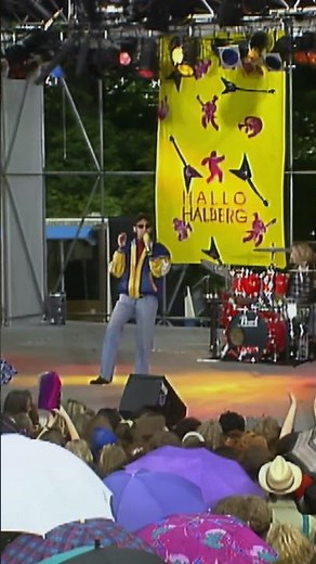 Bad Boys Blue performing „Queen Of Hearts"" at 'Hallo, Halberg!' in 1993.