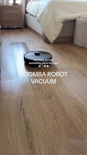 Roomba Robot Vacuum: Ideal Gift for Busy Moms